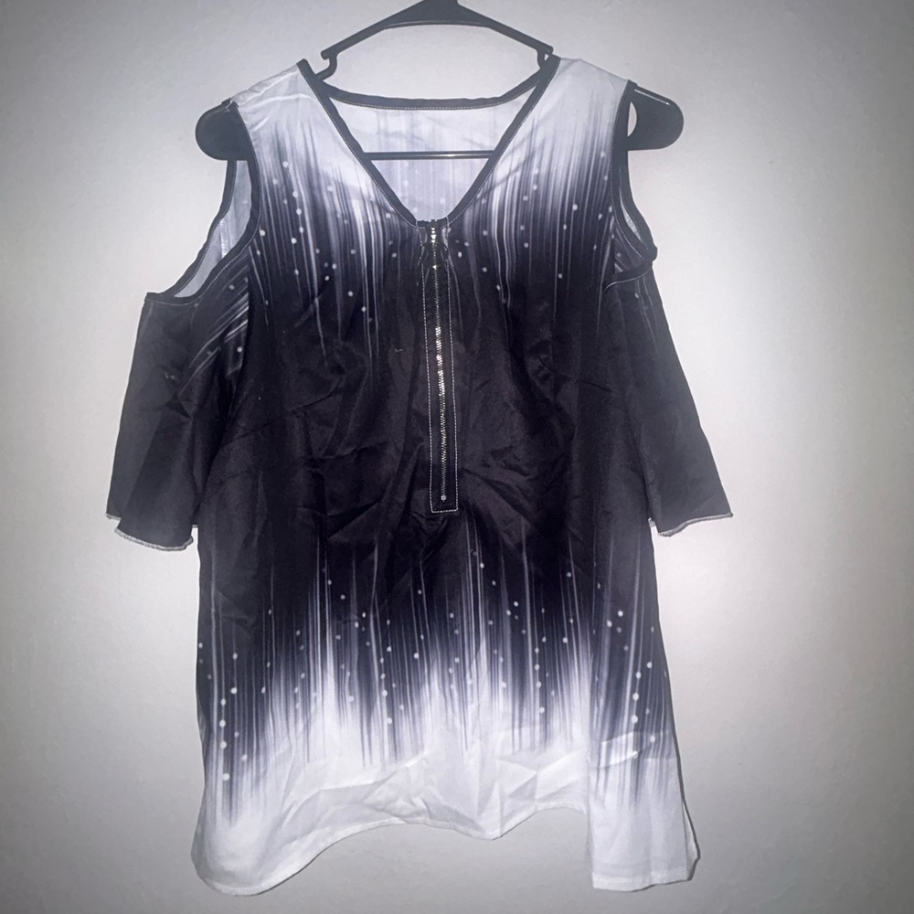 Stylish Black and White Women's Cold Shoulder Top